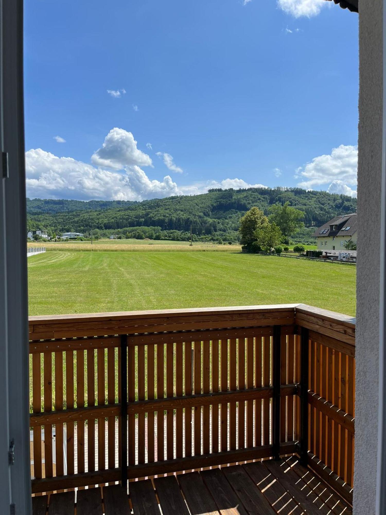 Danner Familien-Ferienwohnungen Schoerfling Am Attersee Exterior foto